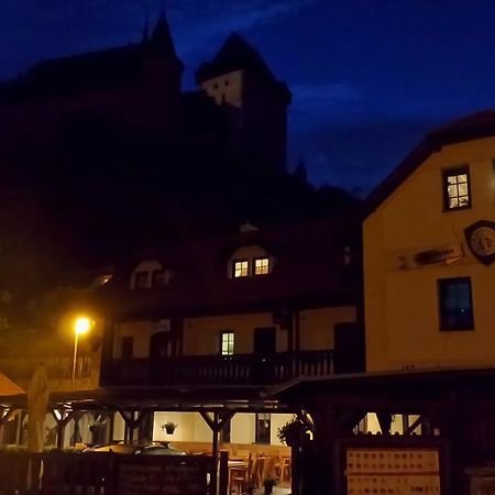 Hotel U Královny Dagmar Karlštejn Esterno foto